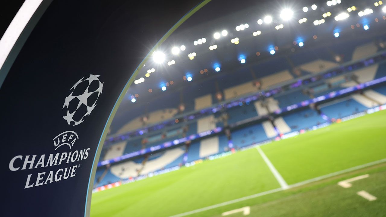 Champions League, Übertragung Playoffs Rückspiele: Wer zeigt / überträgt FC Bayern München, BVB und Co. heute live im TV sowie Livestream?