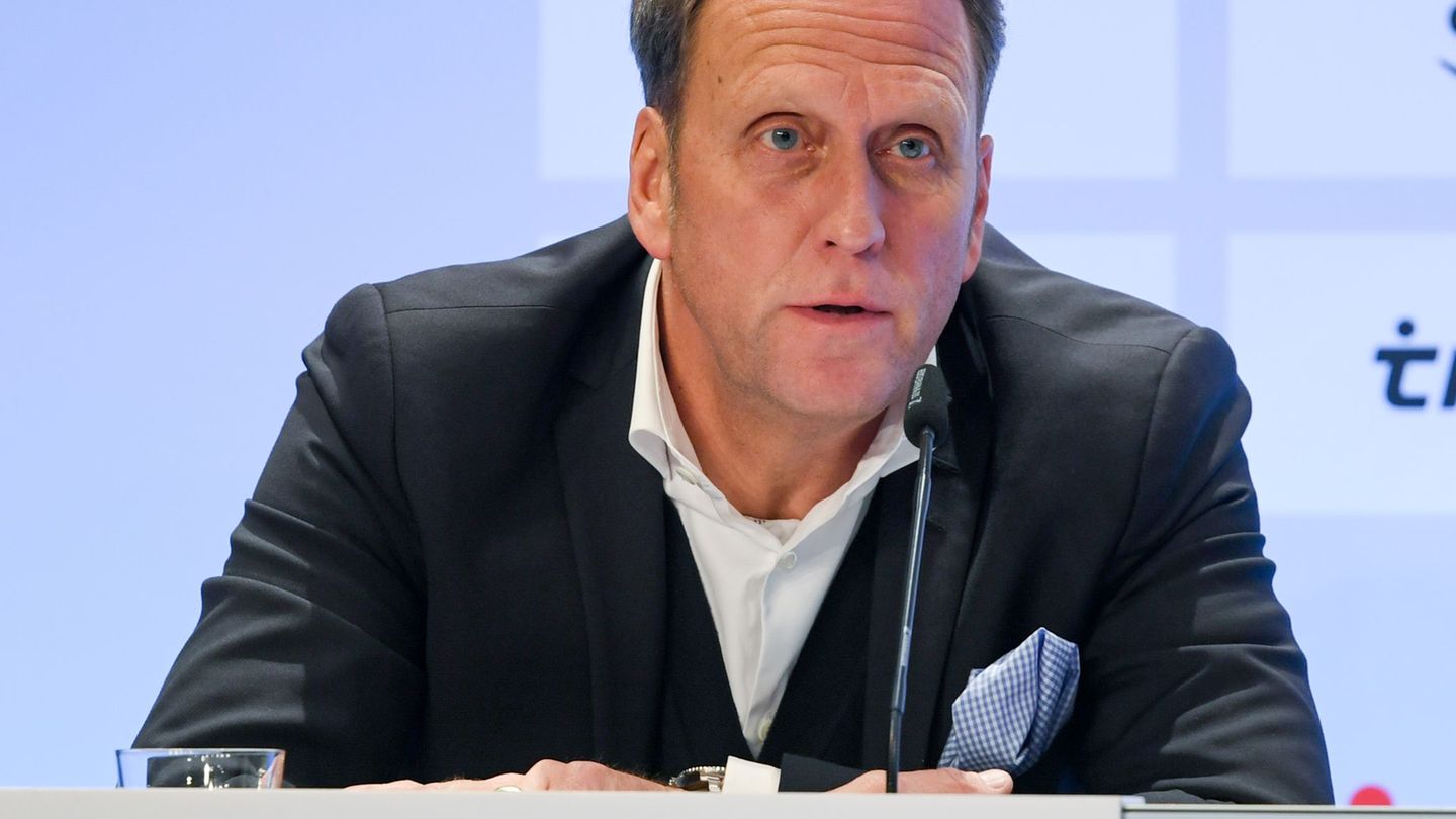Fußball-Bundesliga: Holstein-Chef gegen Videoschiedsrichter…