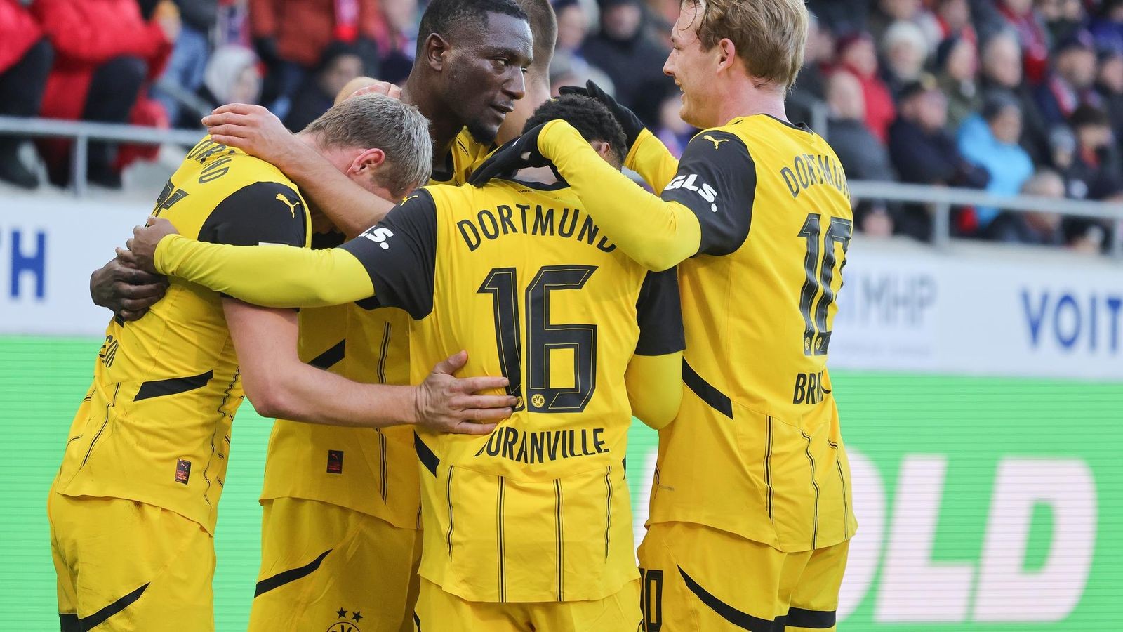BVB: News, Hintergründe, Gerüchte – alles rund um Borussia Dortmund