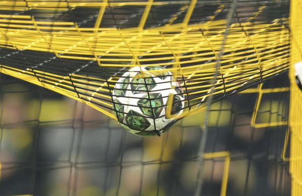 Borussia Dortmund: Volunteer stirbt bei Champions-League-Spiel gegen Lissabon