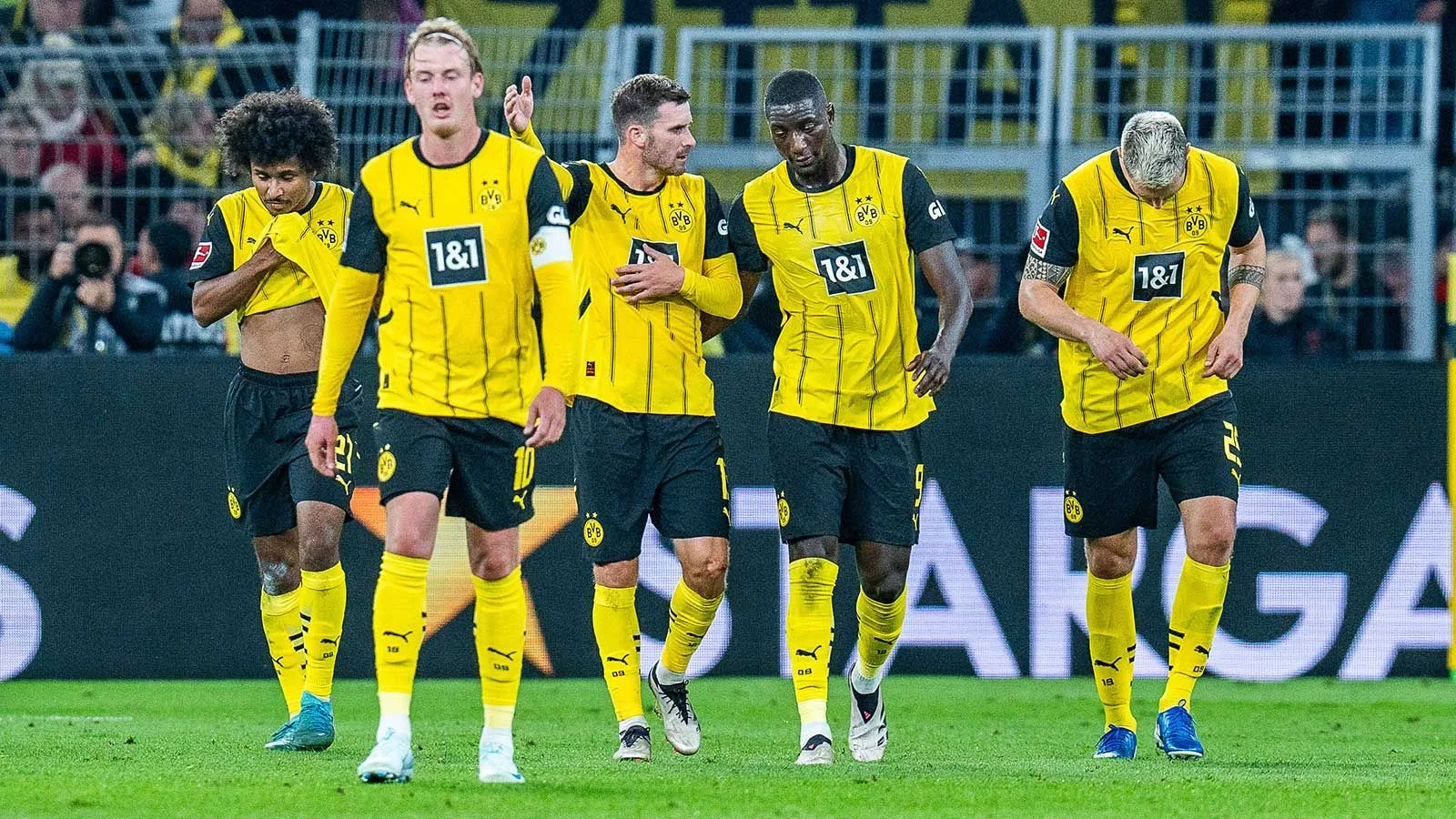 BVB, News und Gerüchte: Geheim-Klauseln geleakt! Stars von
