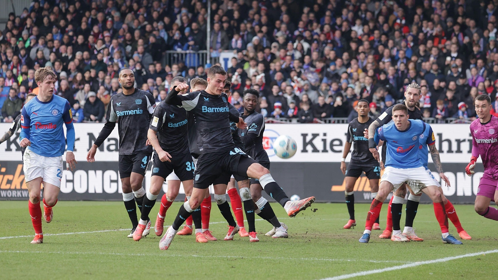 Bayer Leverkusen bleibt dem FC Bayern auf den Fersen