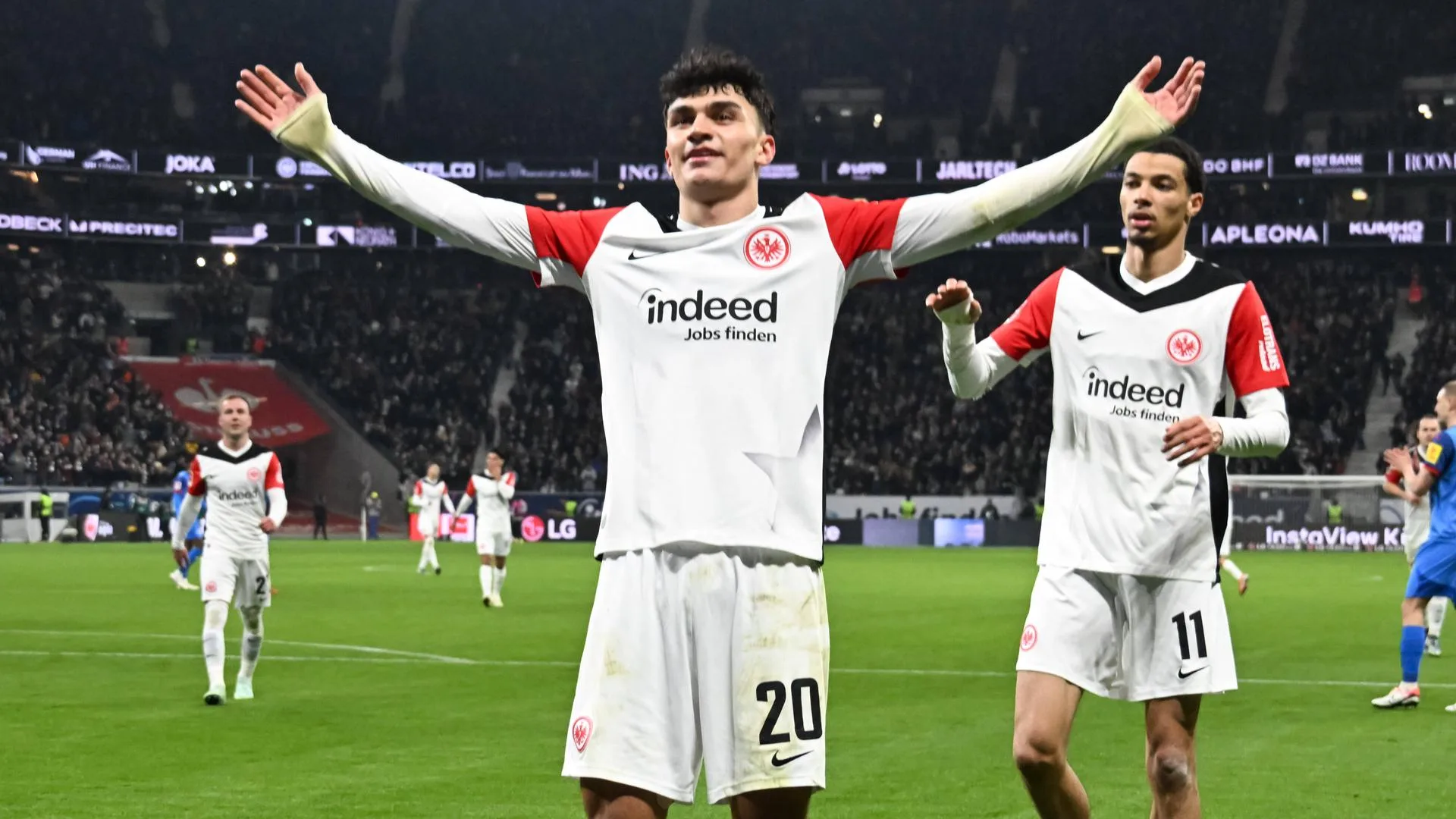 Eintracht Frankfurt: Konkurrenz beflügelt Küken Uzun |