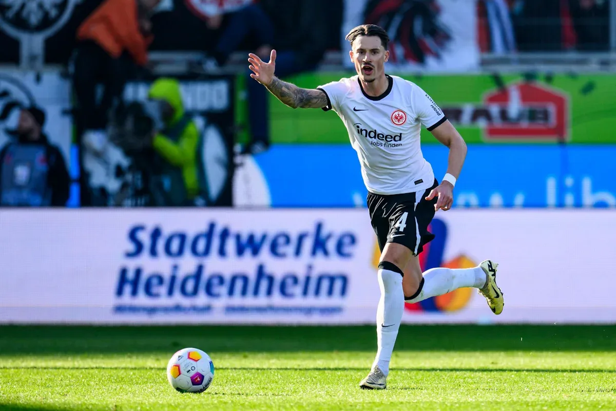 Fußball-Bundesliga – Frankfurts Koch gegen Leverkusen