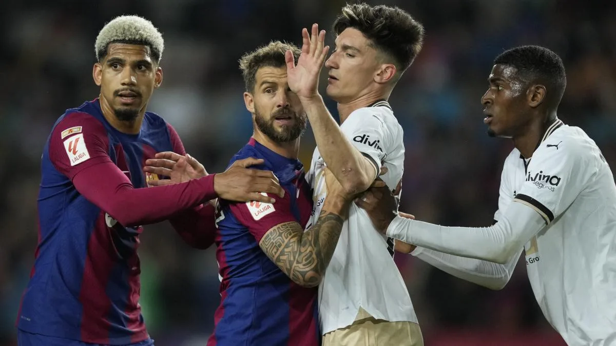Kein Platz für Tah? Nächster Barça-Verteidiger vor