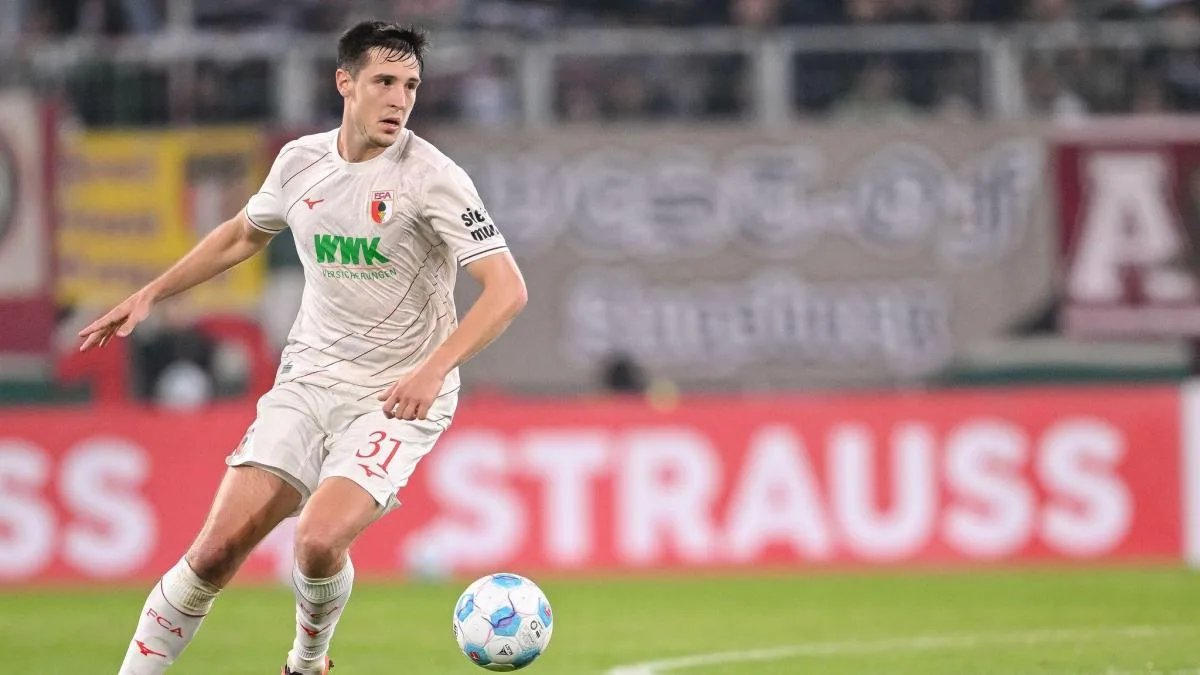 Keven Schlotterbeck kämpft um FCA-Stammplatz