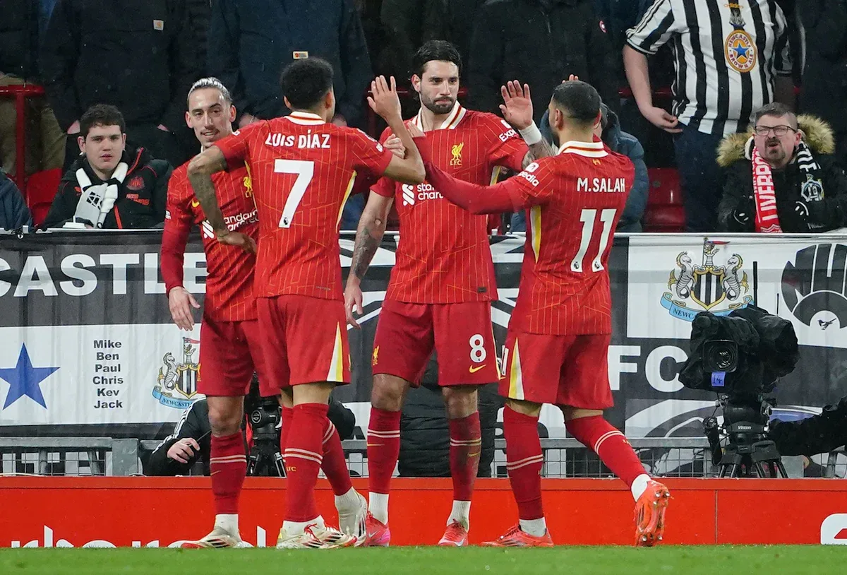 Premier League – Liverpool baut ohne Trainer den Vorsprung
