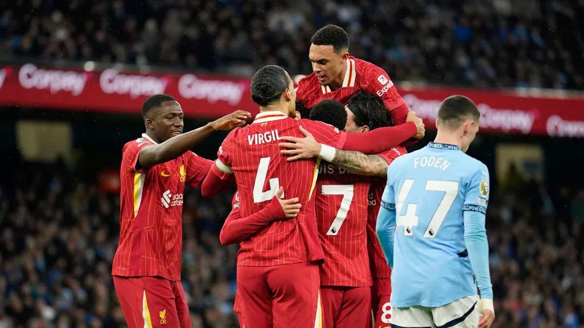 Premier League: Liverpool schlägt City ohne Probleme und