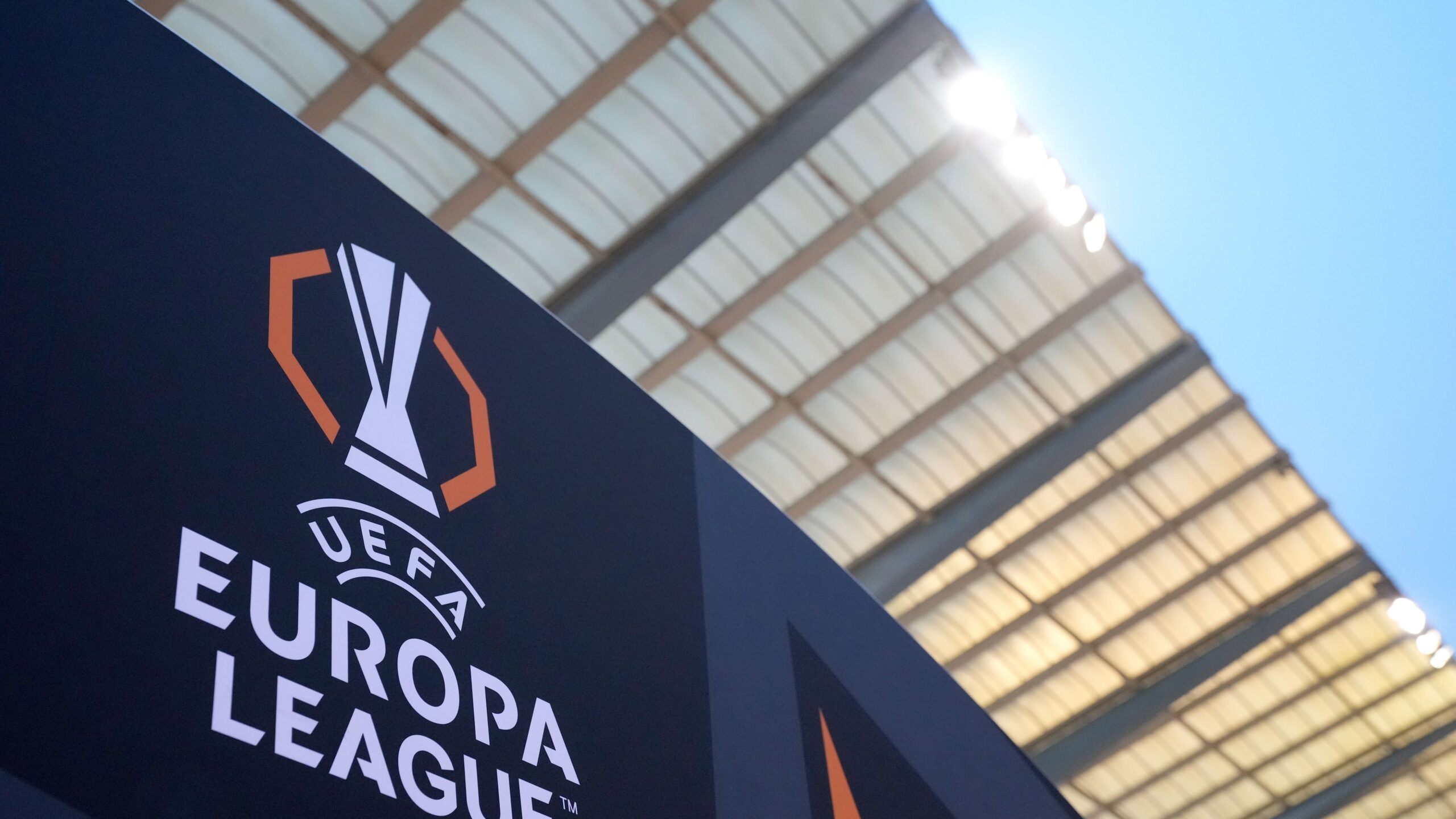 RTL, Sky oder DAZN: Wer zeigt / überträgt die Europa und Con