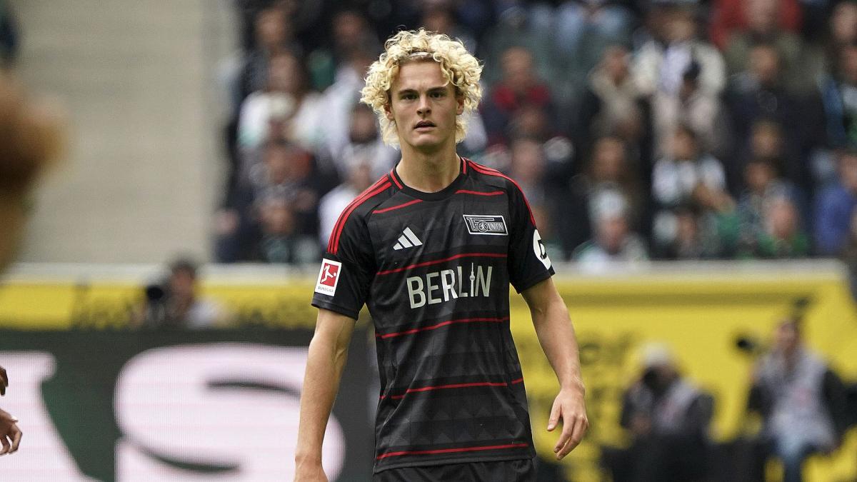 Rothes Zeichen an den BVB