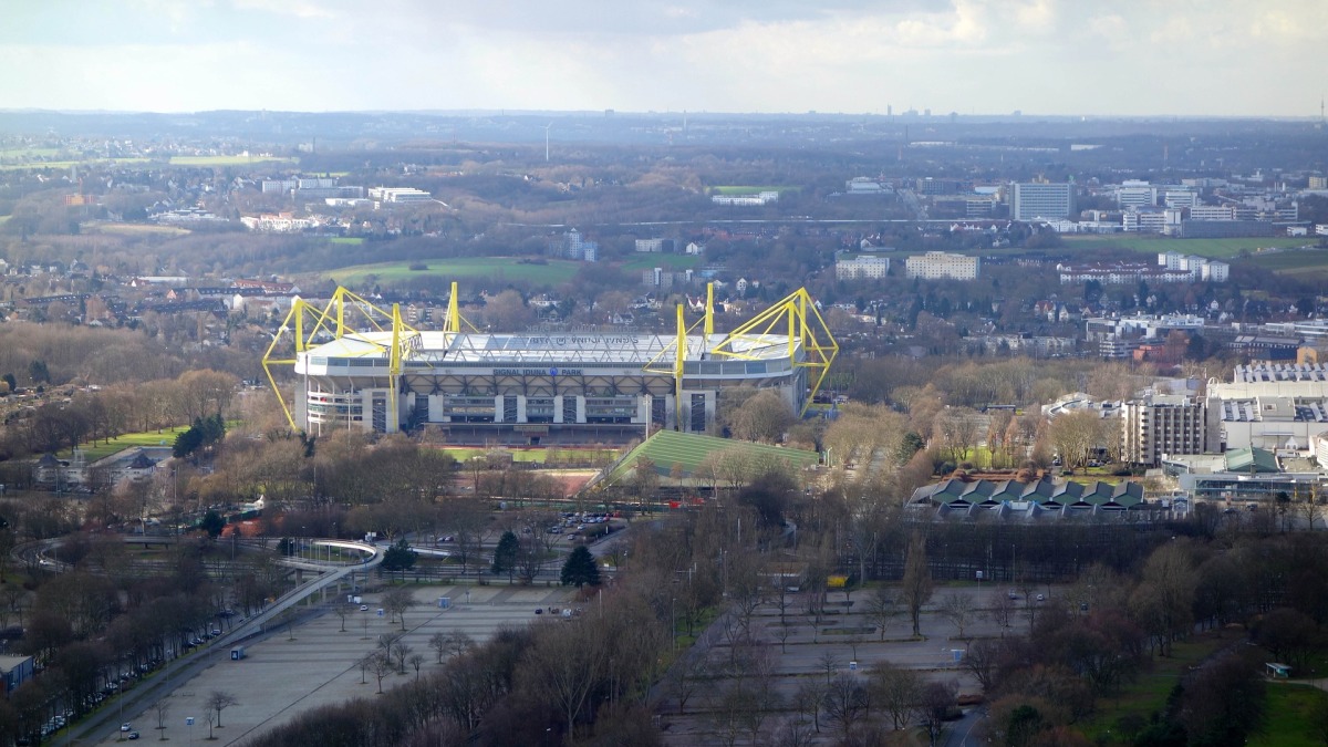 AKTIE IM FOKUS: Borussia Dortmund unter Druck – Champions League in Gefahr – 17.02.25 – News