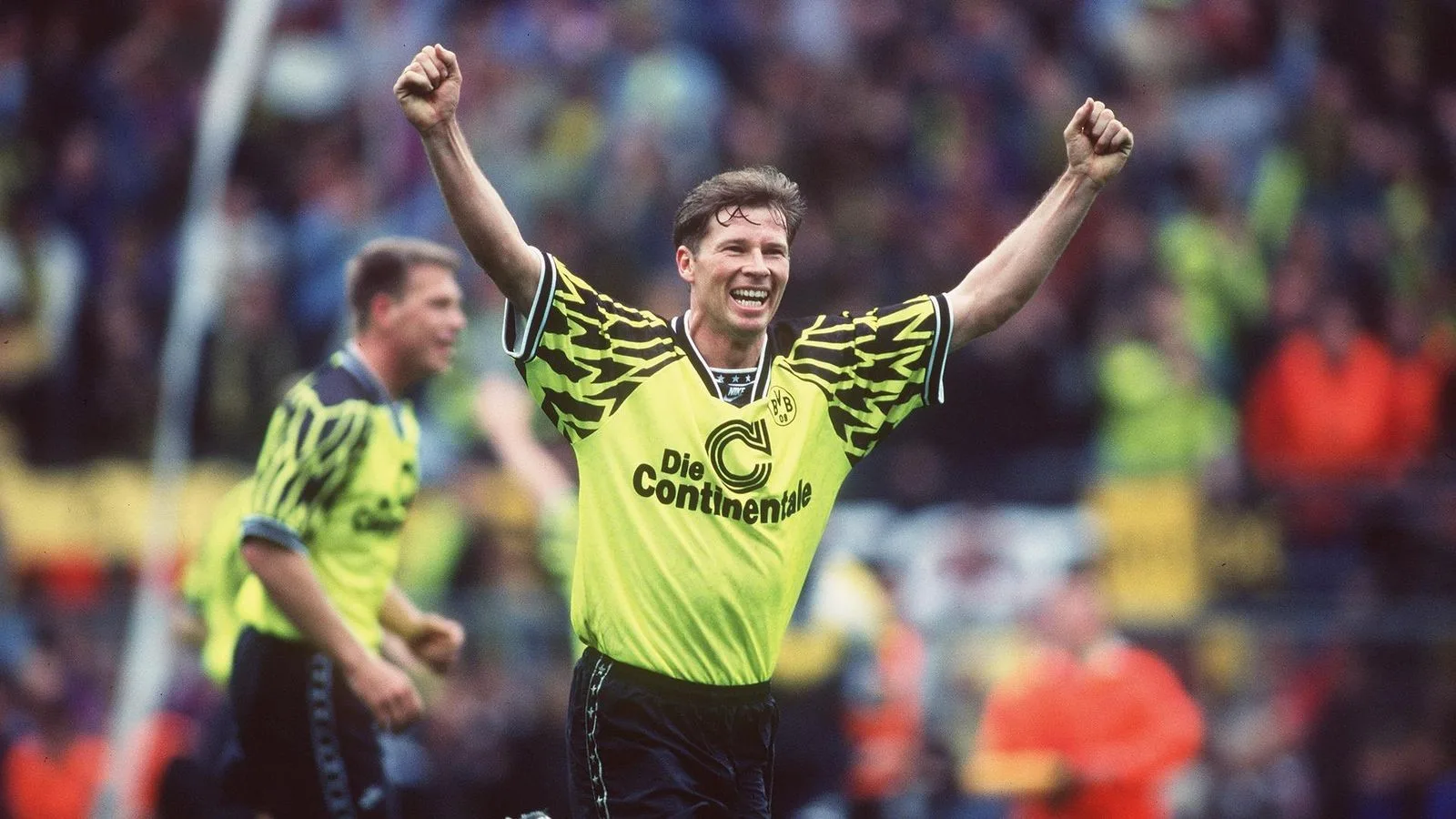 BVB: Das ist die Story hinter Dortmunds Kult-Trikots der