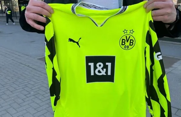 BVB: Fans stehen seit 5 Uhr für Sondertrikot an – so kommt