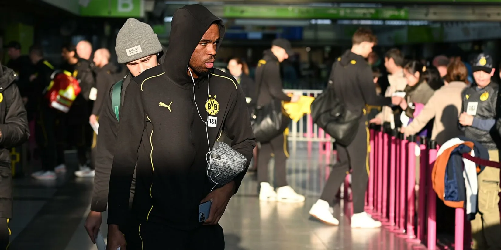 BVB-Profis auf dem Weg nach Hamburg