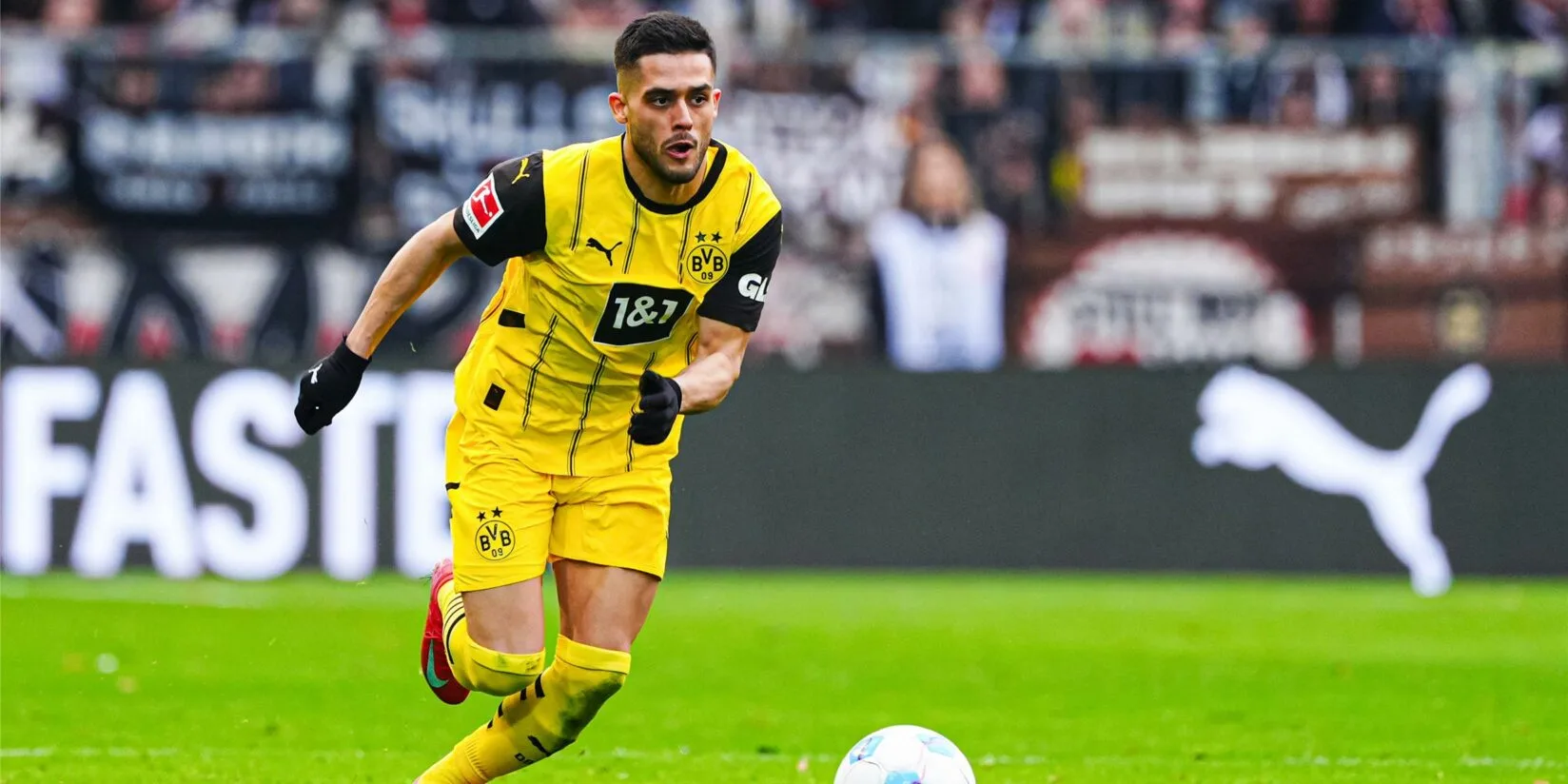BVB-Verteidiger Couto überzeugt als Ryerson-Vertreter: