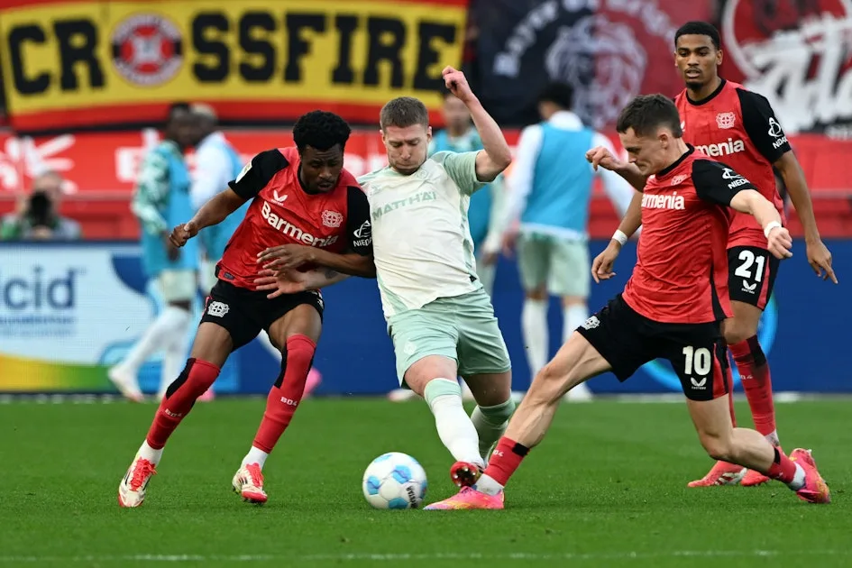 Bayer Leverkusen: Sorgen um Florian Wirtz vor