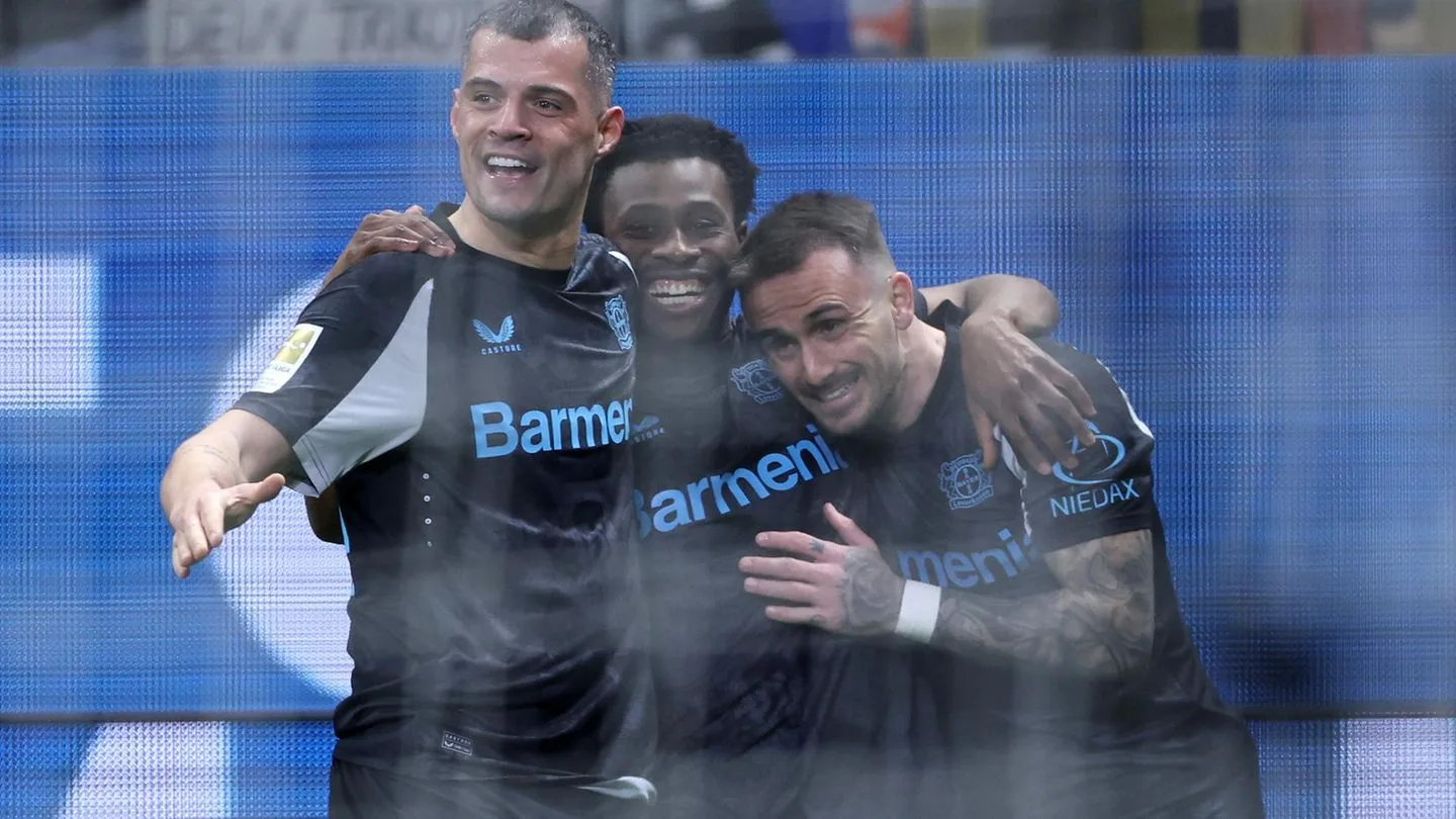 Bundesliga: Bayer gewinnt, BVB-Erfolg auf St. Pauli, Mainz