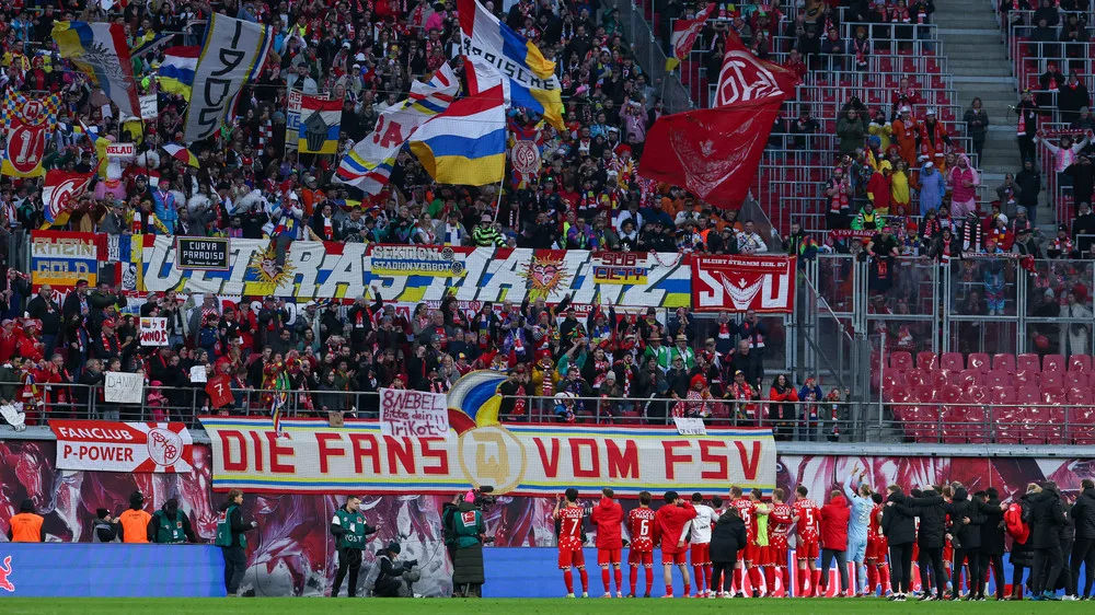 Bundesliga: Mainz jubelt bei RB Leipzig