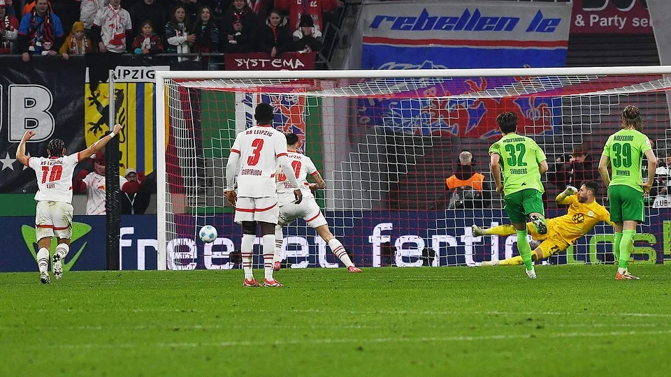 DFB-Pokal: RB Leipzig ringt Wolfsburg nieder