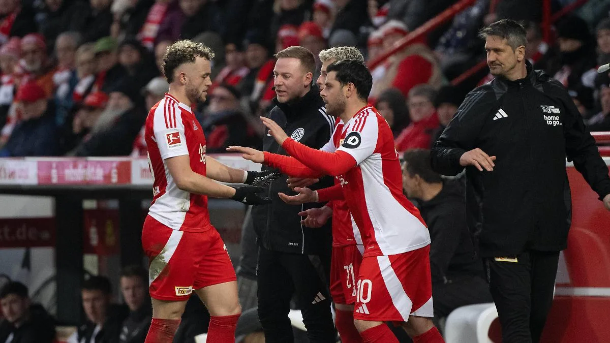 Der Sport-Tag: Bundesligist stinksauer: Anhänger von Union Berlin verhöhnen eigenen Spieler