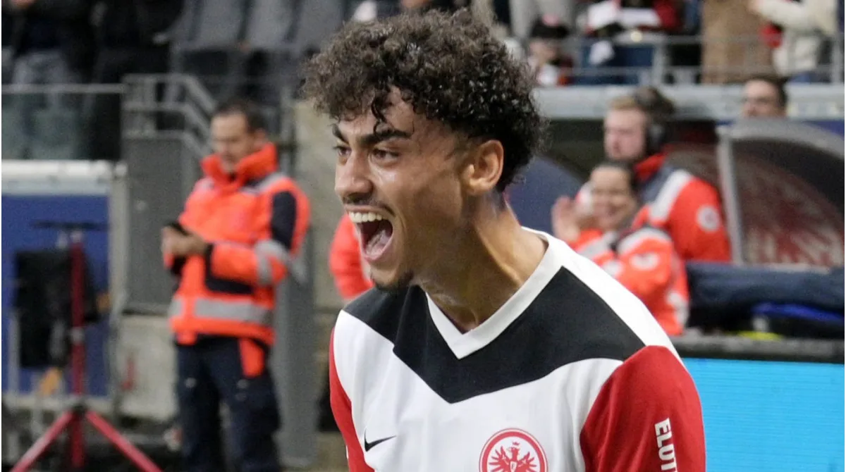 Eintracht Frankfurt bindet Senkrechtstart Nathaniel