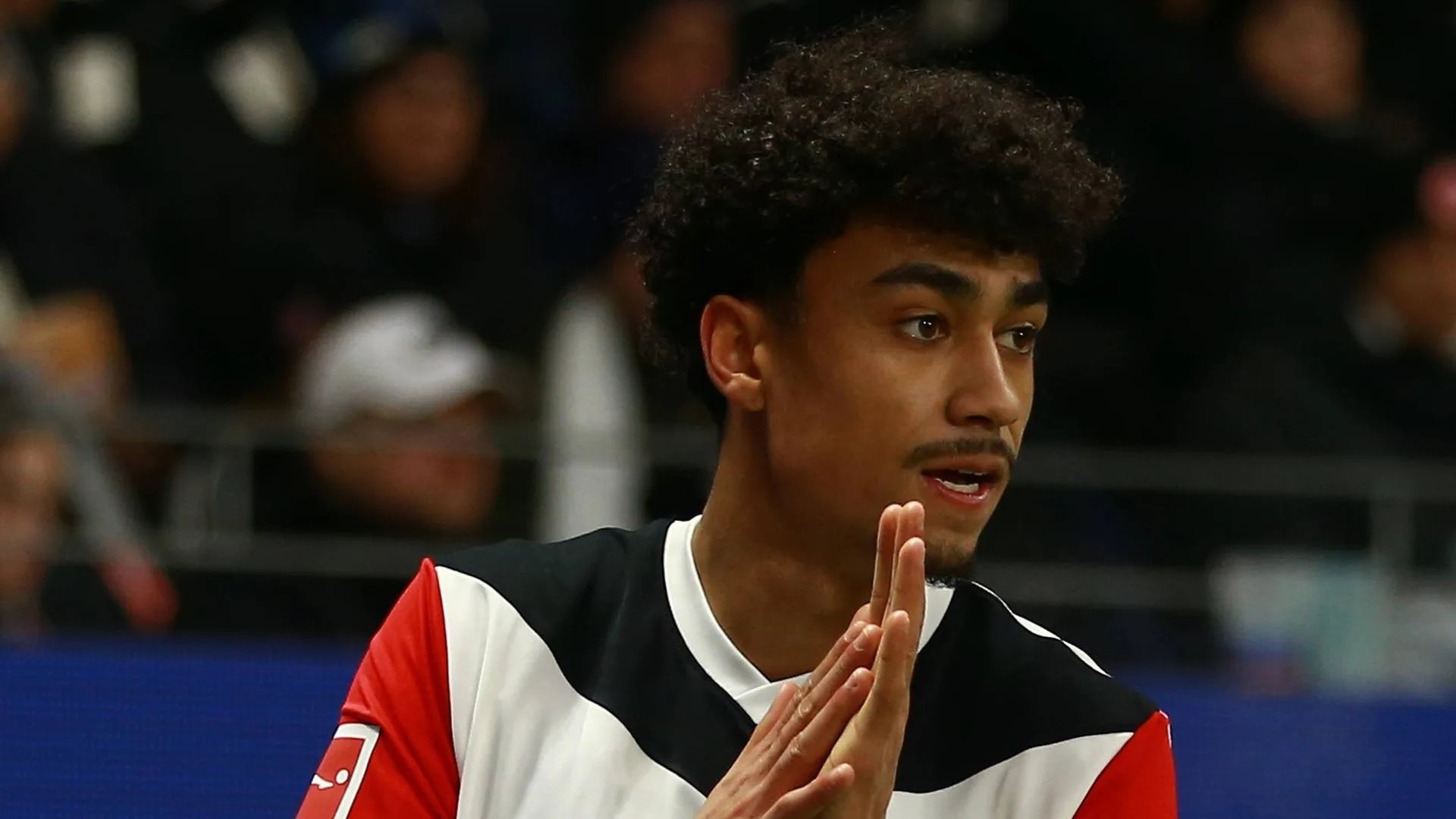 Eintracht Frankfurt verlängert mit Nathaniel Brown |