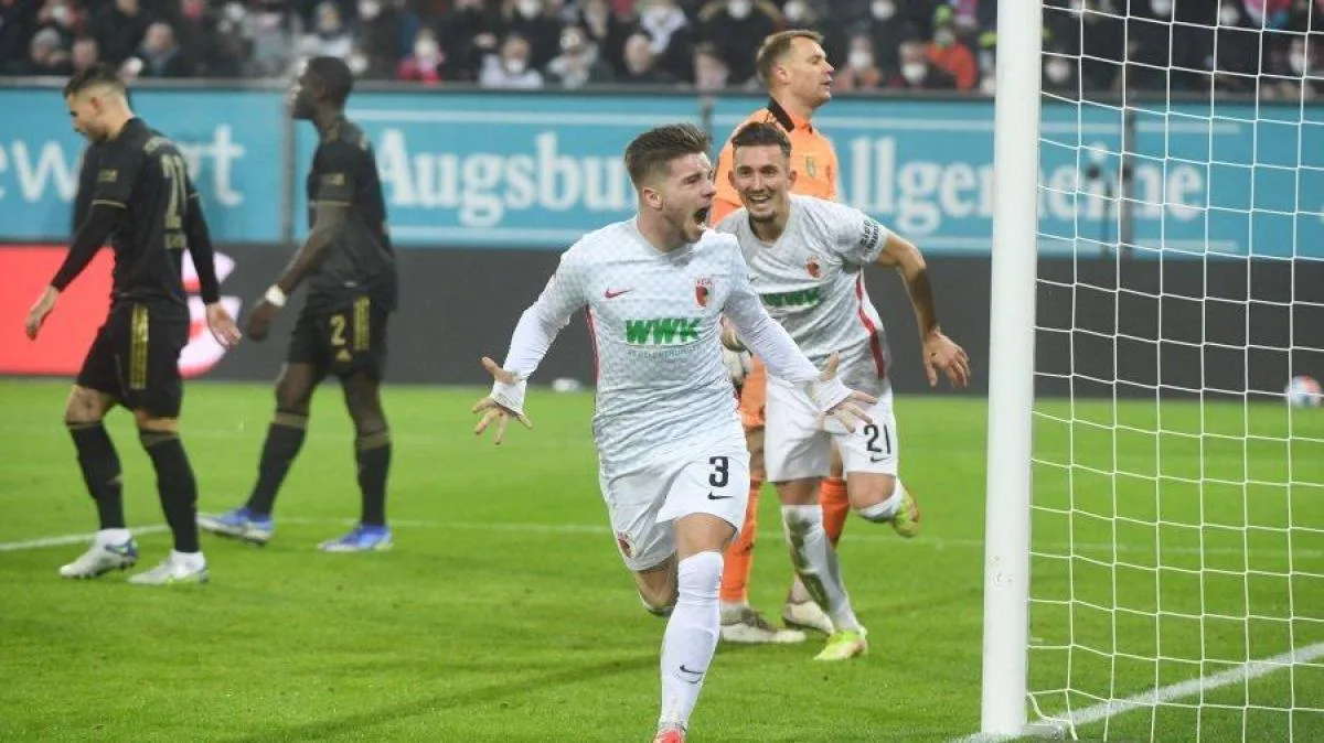 FCA spielt unter Flutlicht gegen den FC Bayern