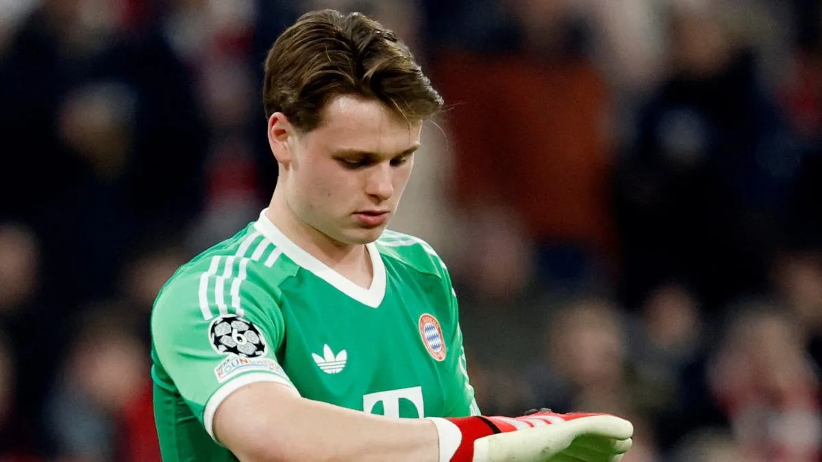 Bundesliga live – FC Bayern mit Urbig, BVB mit Brandt
