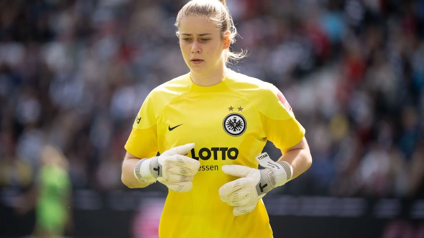 Frauen-Bundesliga: Nationaltorhüterin Stina Johannes