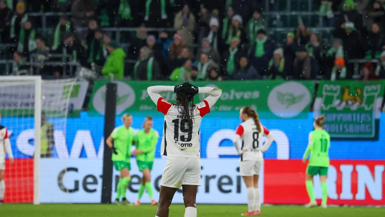 Hessen: Eintracht Frankfurt Frauen kassieren Klatsche