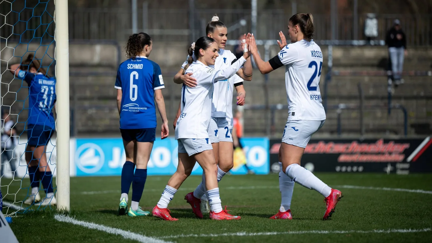 Hoffenheimer Hattrick: TSG-Fußballerinnen bezwingen