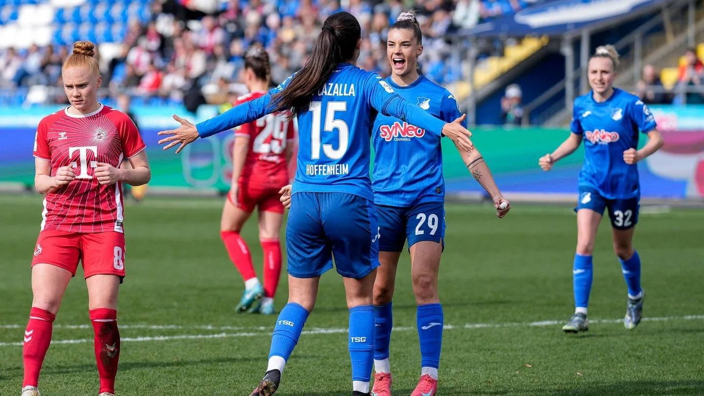 Hoffenheims Fußballerinnen mit Galavorstellung gegen