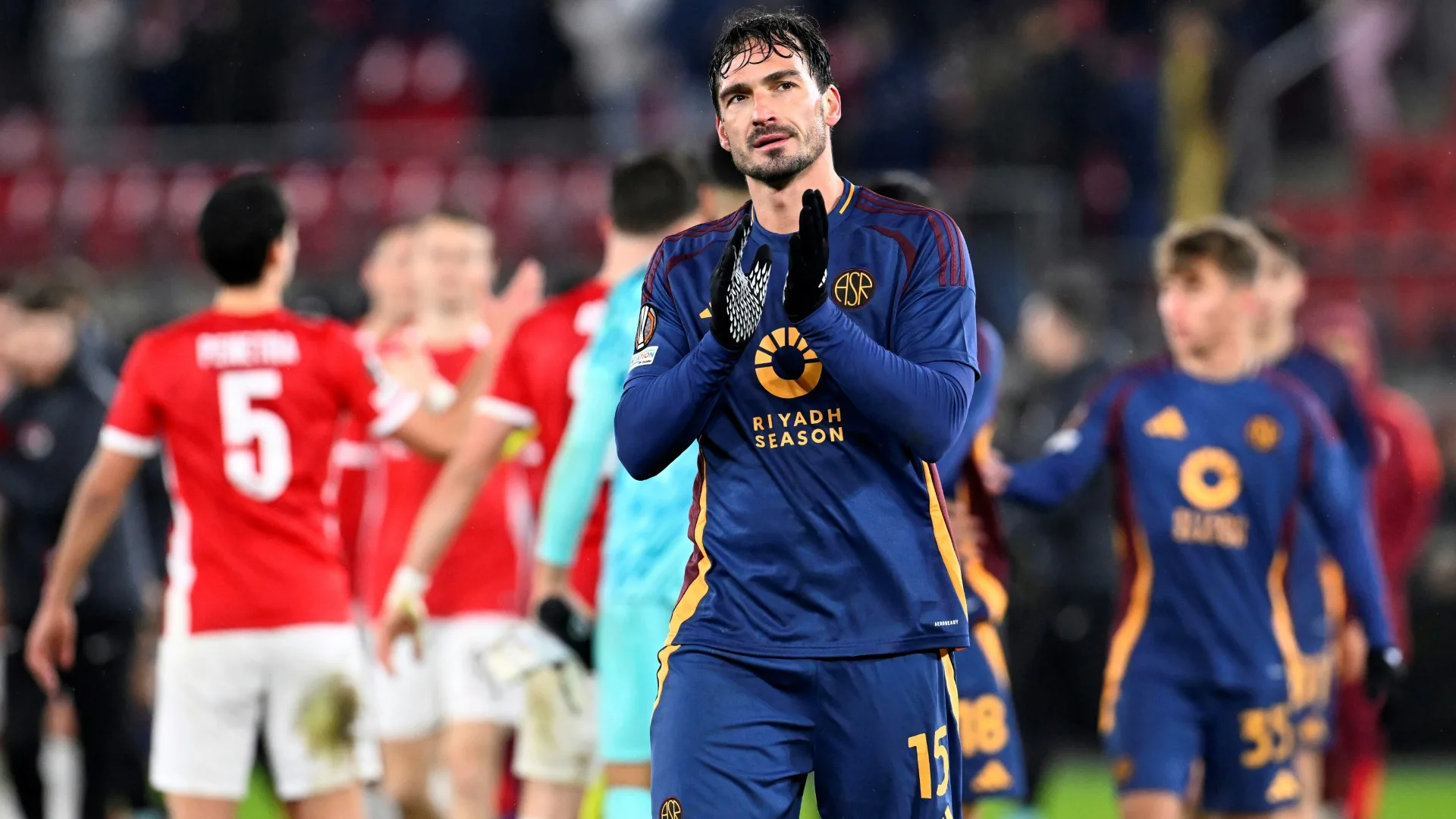 Hummels scherzt über lange Ruhepause
