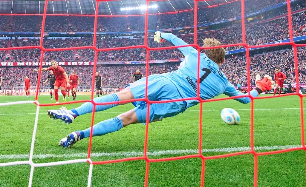 Killt Keeper Rönnow die Super-Serie von Bayern-Star Kane?