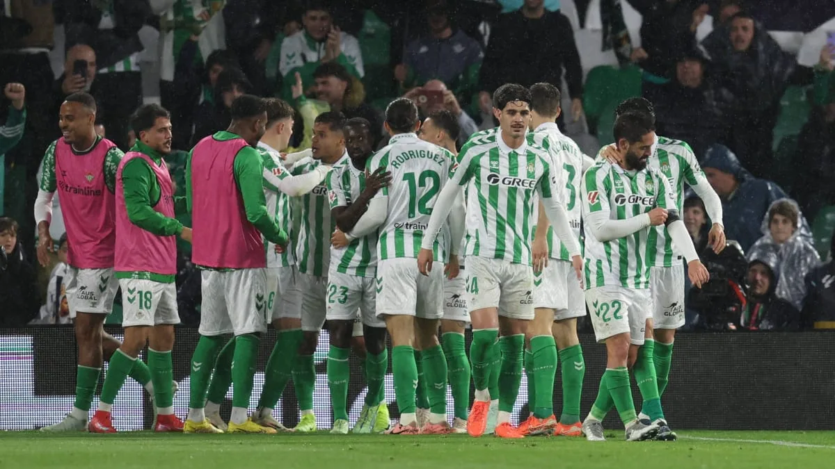 LIVE! Springt Real bei Betis an die Tabellenspitze?