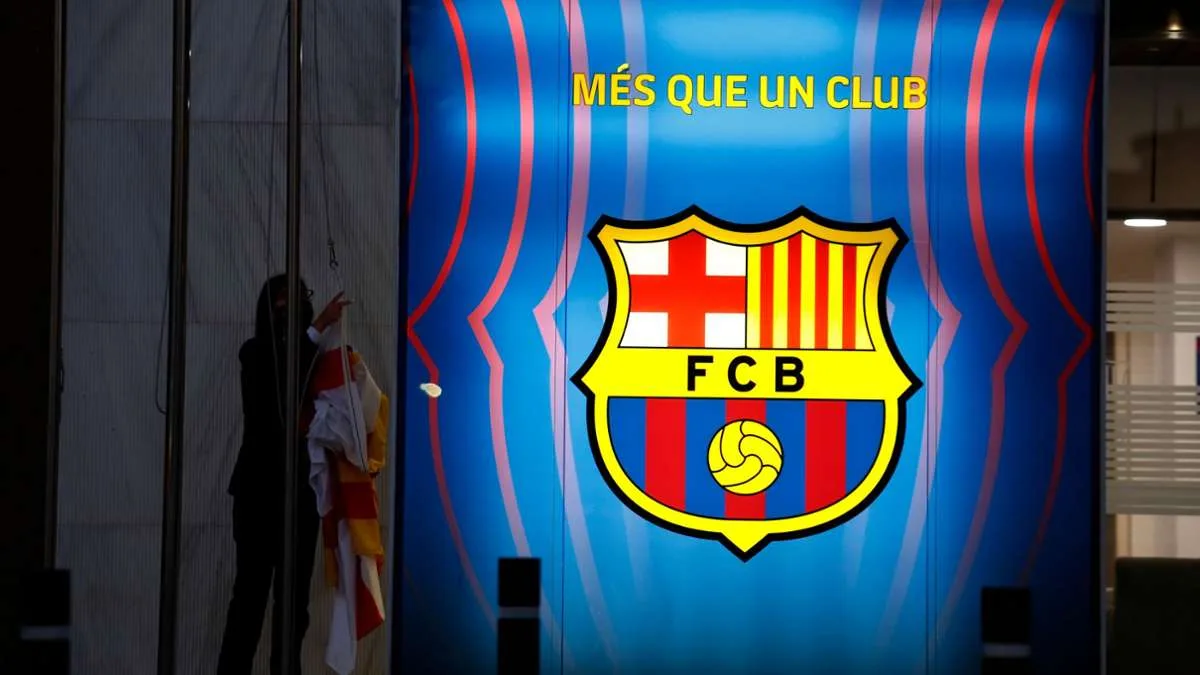 La Liga: Teamarzt gestorben: Barça-Spiel kurz vor Anpfiff