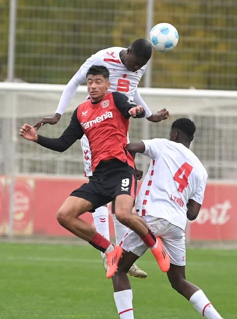 Nachwuchsfußball Bayer 04 Leverkusen gewinnt ohne