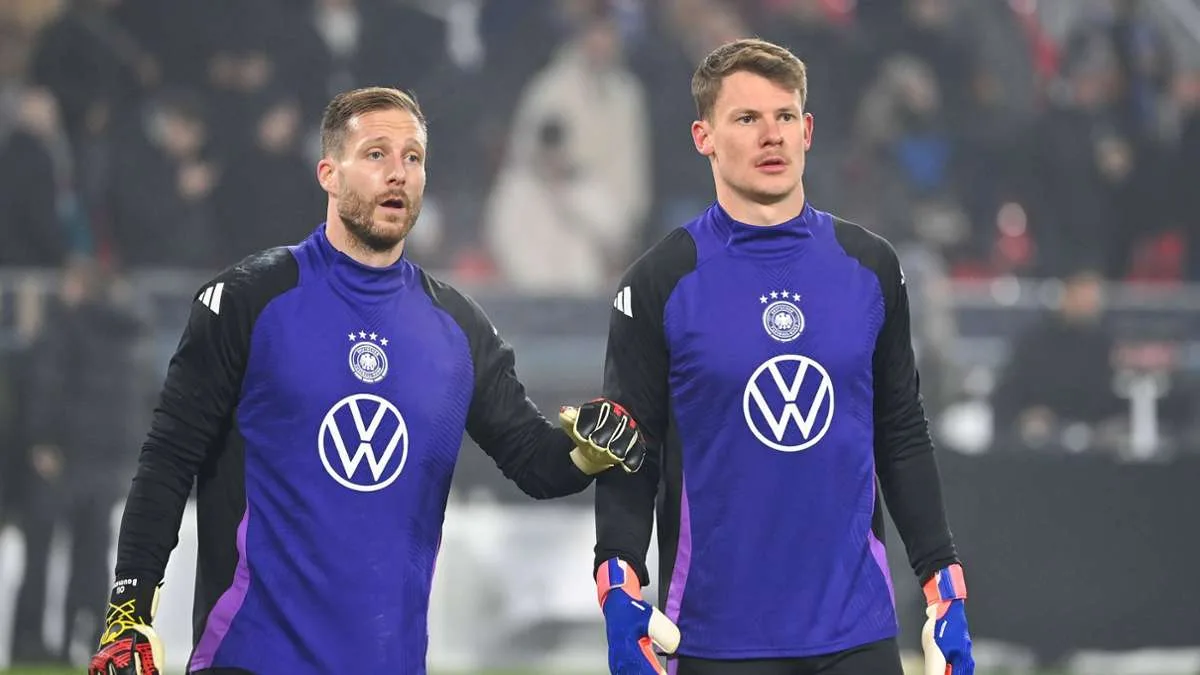 Nationaltorhüter des VfB Stuttgart: Rückennummer 12: