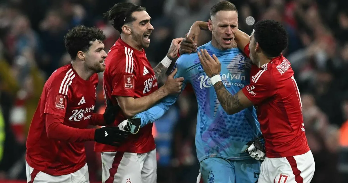 Nottingham nach Elfmeterkrimi im Viertelfinale