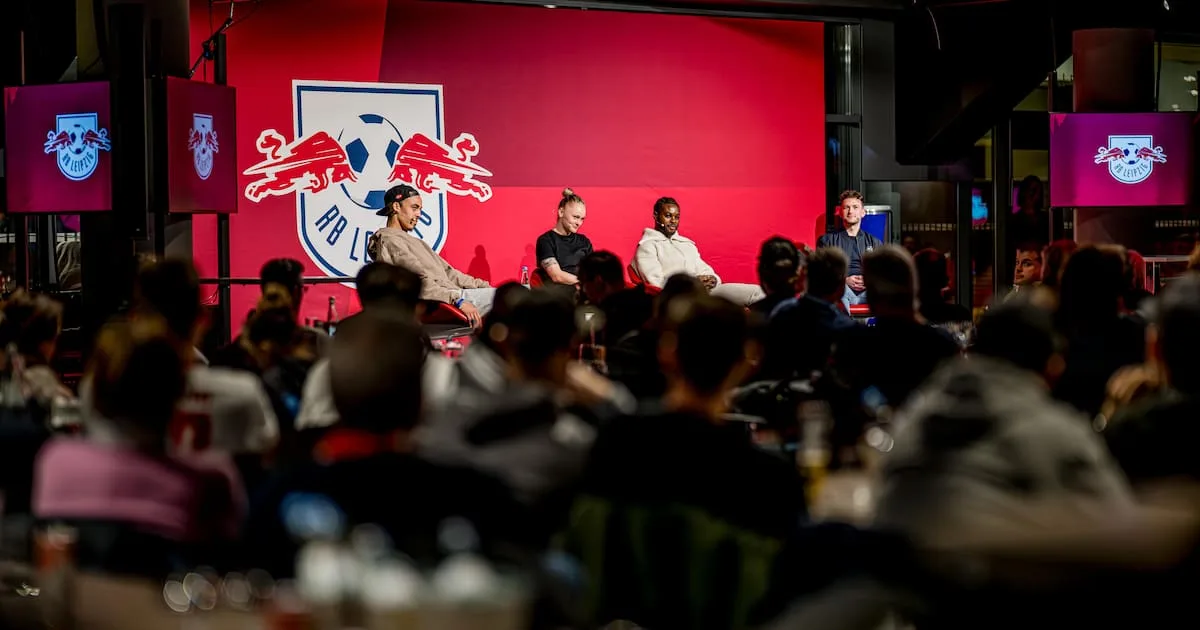 RB Leipzig: RB-Profis stellen sich den Fragen der Fans