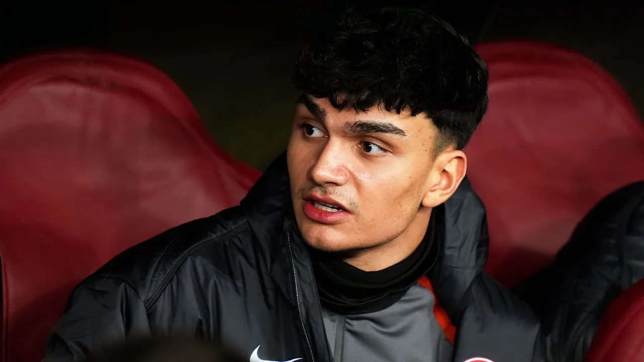 Startelf oder Joker: Darum spielt Uzun bei Eintracht