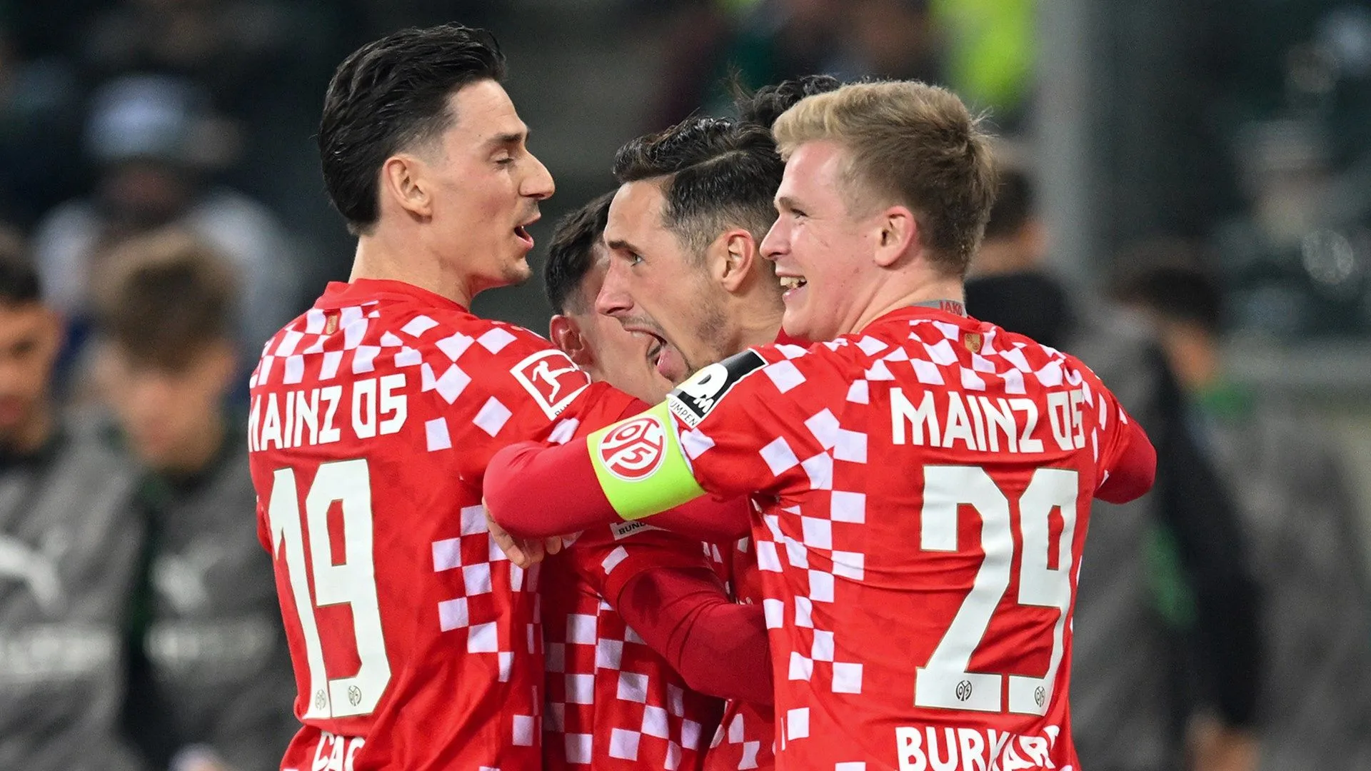 Statementsieg in Gladbach! Mainz 05 hält weiter Kurs