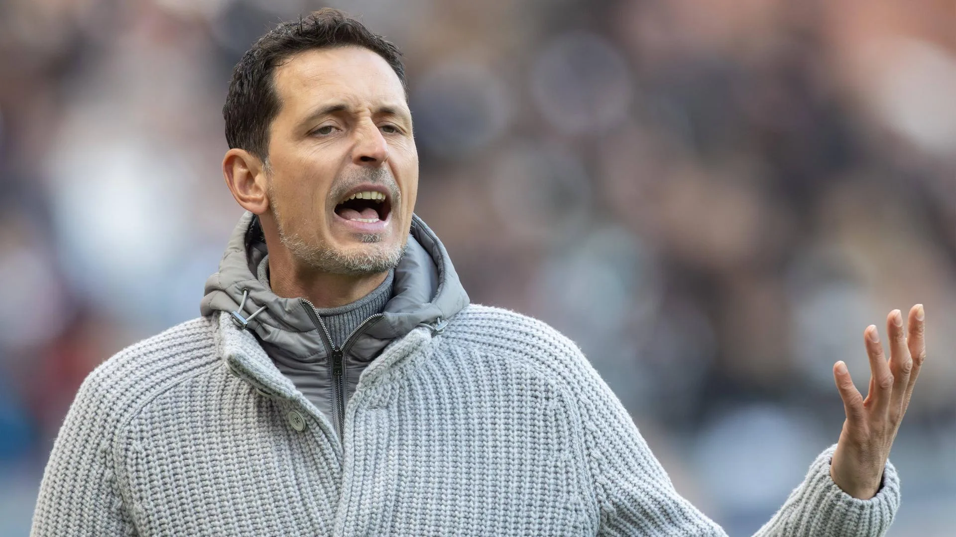 Toppmöller sieht keine Parallelen zu 2021 ➤ Aktuelles von Eintracht Frankfurt: News im Bundesliga-Ticker | hessenschau.de