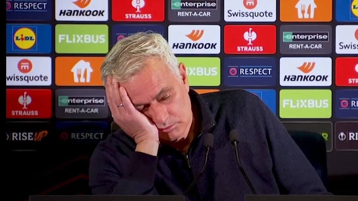 Der Sport-Tag: Star-Trainer Mourinho “schläft” während