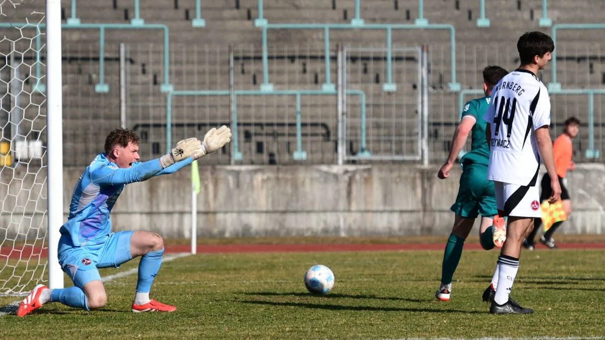 Wildes Spiel in Augsburg: Club-Amateure unterliegen 4:5