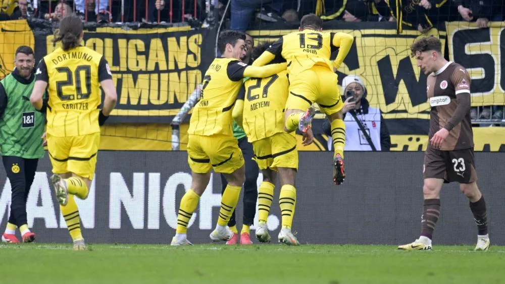 Dortmund siegt gegen St. Pauli, Mainz überrascht weiter – Deutschland