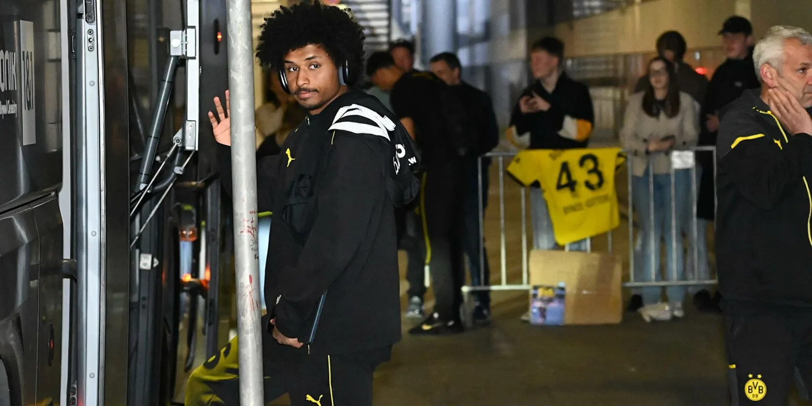 BVB-Profis nach Freiburg-Sieg zurück in Dortmund: So
