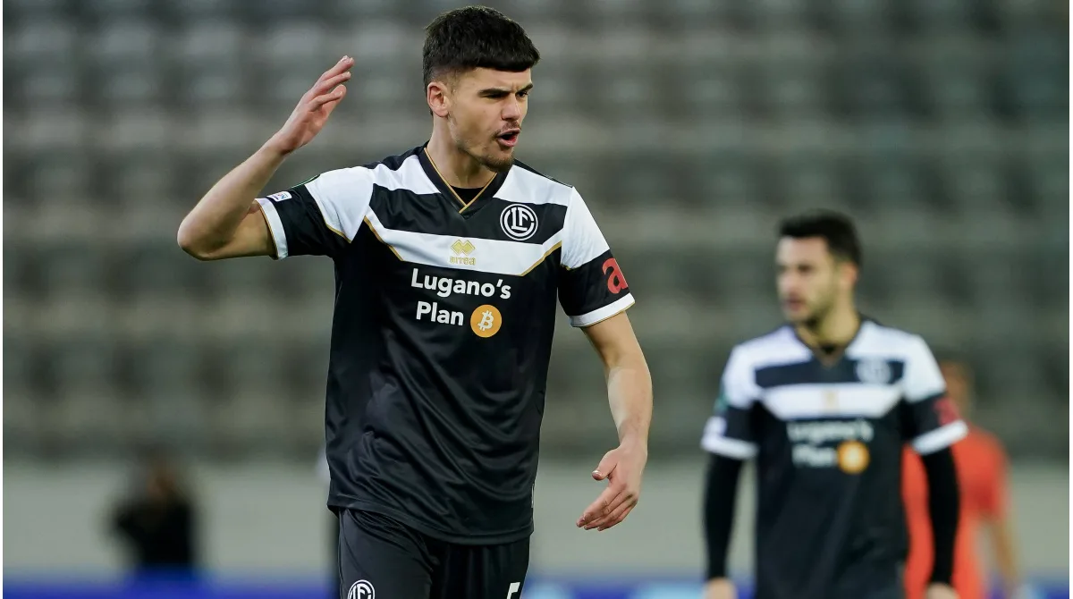 Bayer Leverkusen: Luganos zweikampfstarker Hajdari im