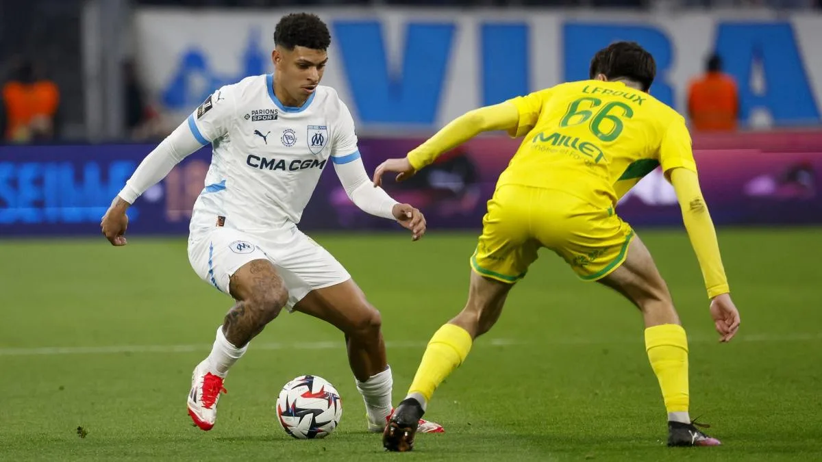 Leverkusen mischt bei Henrique mit