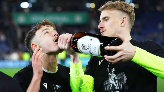 Pokal-Sensation-gegen-Bayer-Leverkusen-So-feiert.jpg Pokal-Sensation gegen Bayer Leverkusen: So feiert